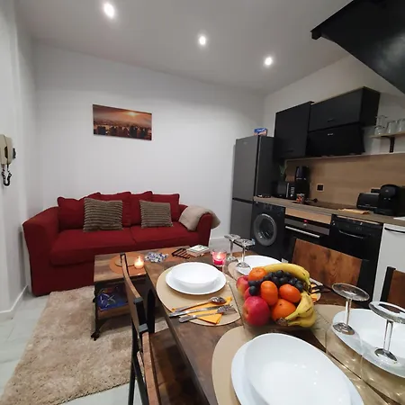 Duplex Avec Mezzanine Au Coeur De La De Apartamento